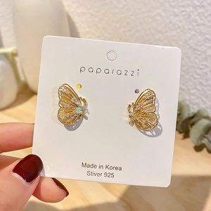Gold Butterfly Earrings Three-dimensional Shiny Zircon Ear Earrings for Women